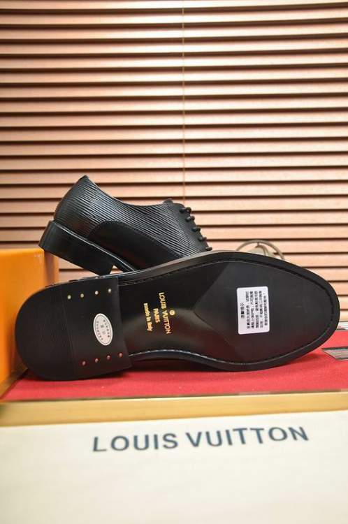 Picture of Louis Vuitton Shoes _SKULVsz38-45mnf073614449